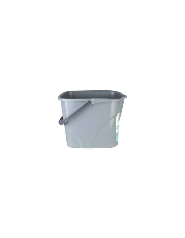 Seau à eau pratique